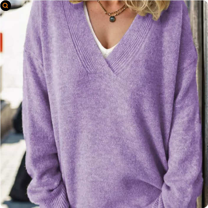 Women's V-Neck Cashmere Blend Pullover Sweater in Relaxed Fit
