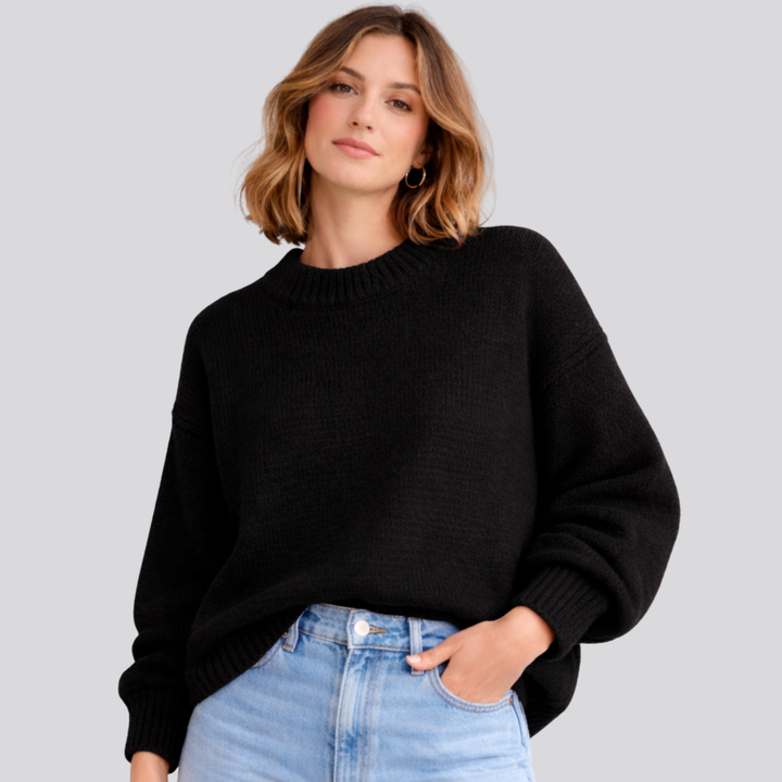 Women's Oversized Merino Wool Crew Neck Sweater in Black