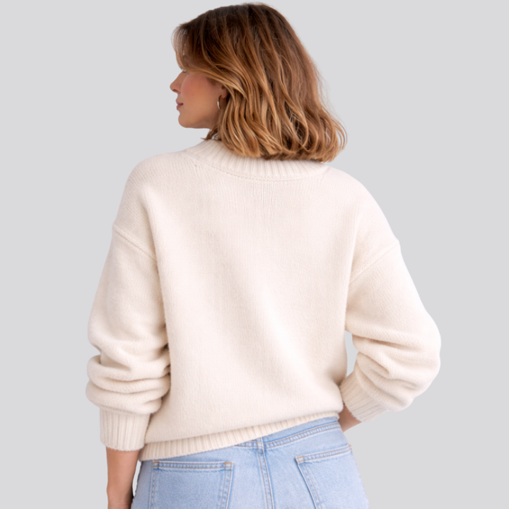Women's Oversized Merino Wool Crew Neck Sweater in Black