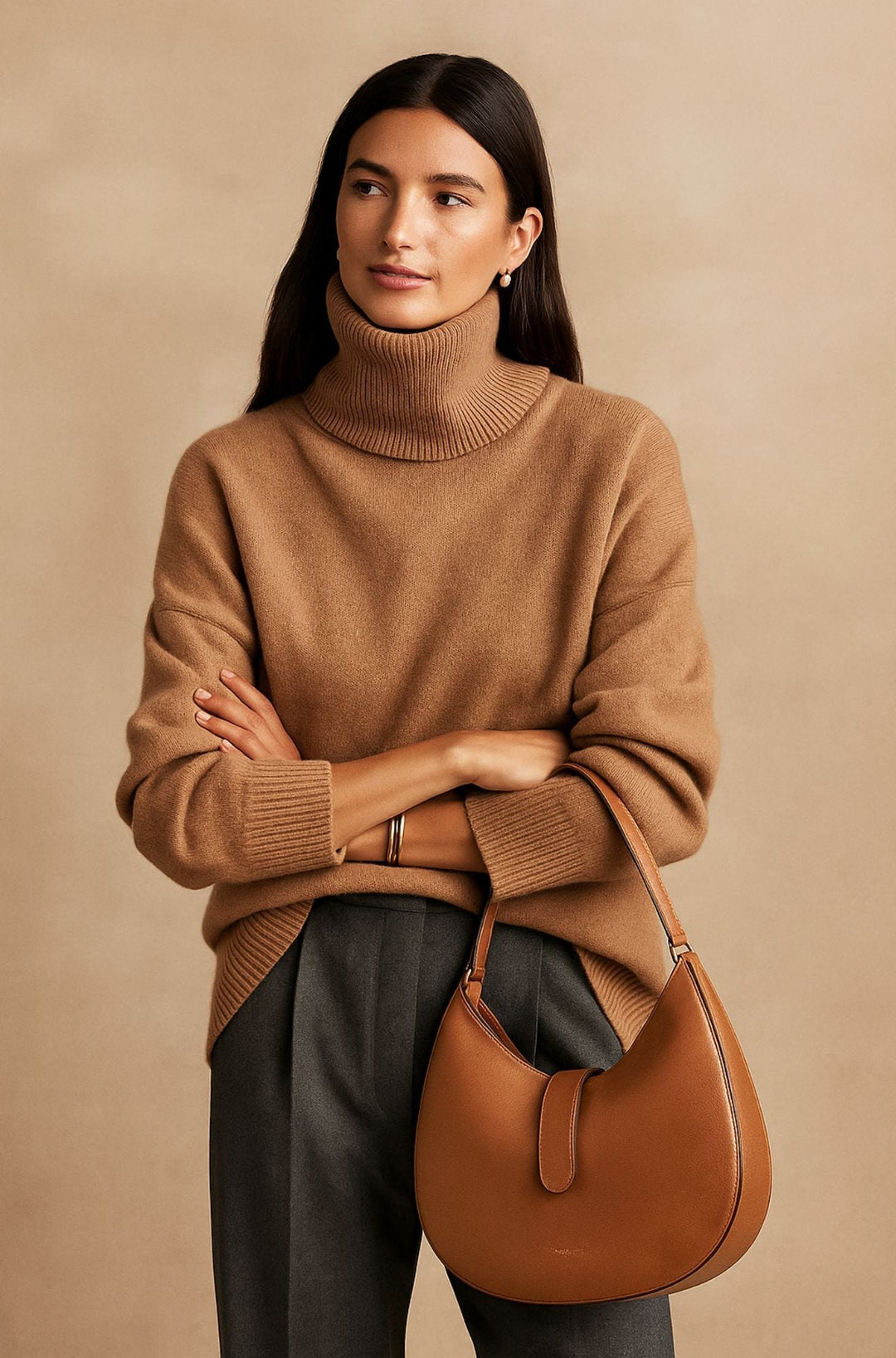 Women's Cashmere Turtleneck Sweater in Black - Oversized Fit