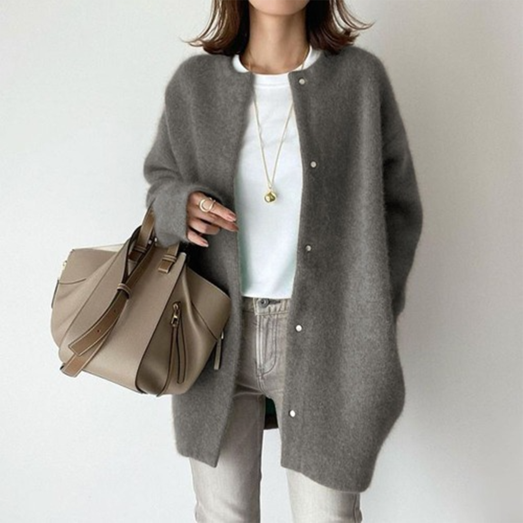 Women's Oversized Soft Knit Cardigan with Snap Buttons in Camel