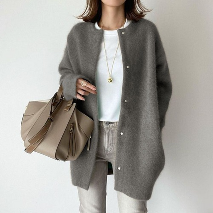 Women's Oversized Soft Knit Cardigan with Snap Buttons in Camel