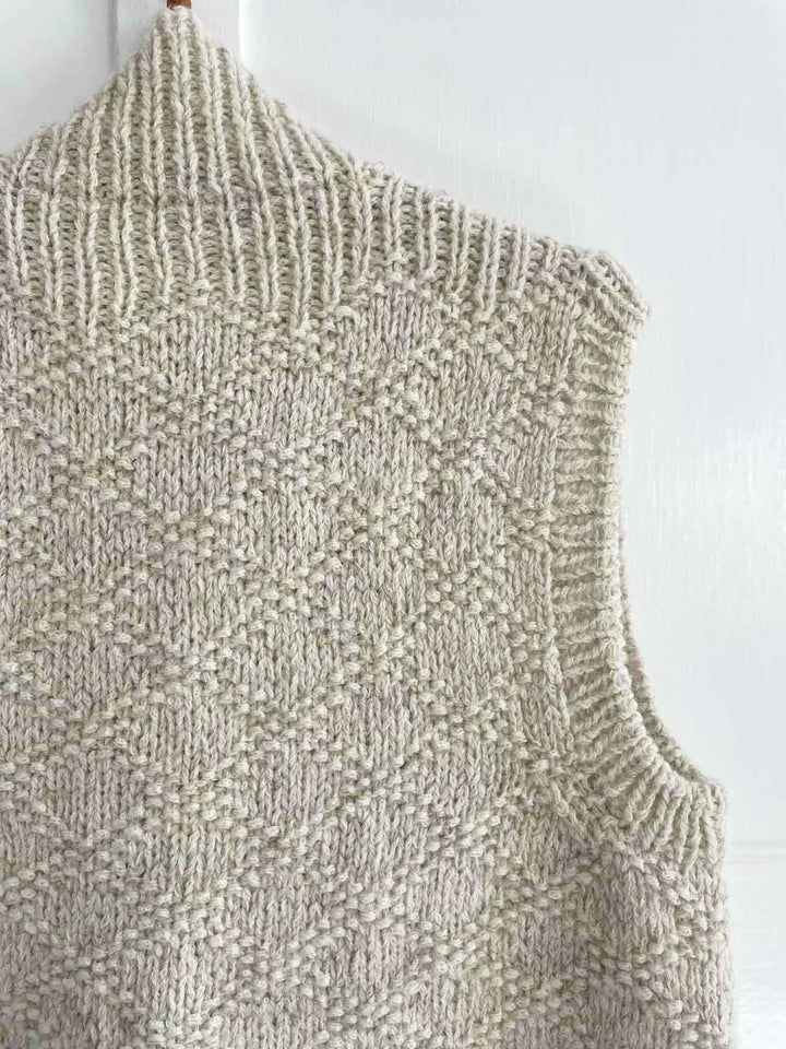 Clara | Chunky Knit Button-Up Sweater Vest for Women