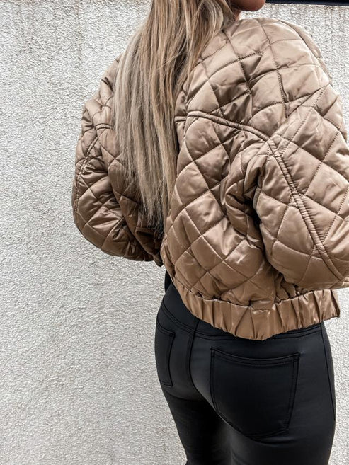 Women's Diamond Quilted Bomber Jacket with Ribbed Cuffs and Full Zip