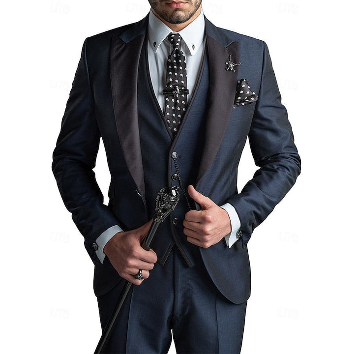 Men's 3-Piece Slim Fit Suit Set with Blazer, Waistcoat and Trousers in Burgundy