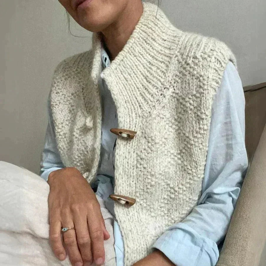 Clara | Chunky Knit Button-Up Sweater Vest for Women