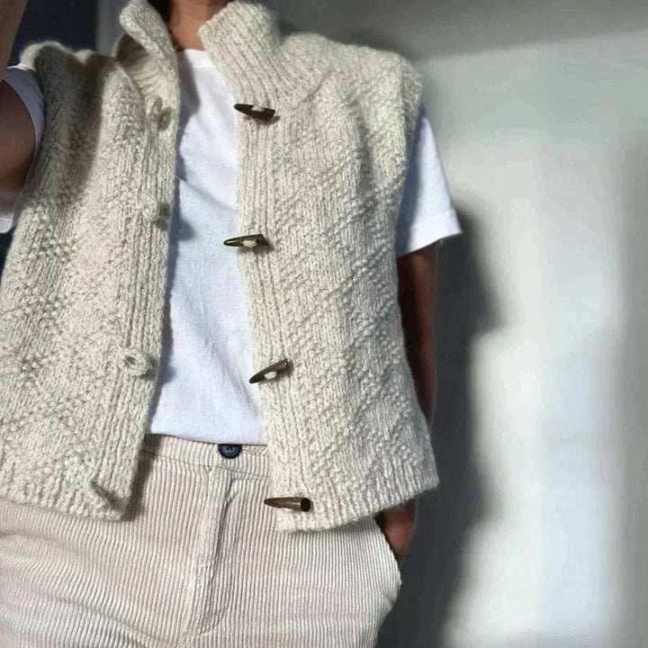 Clara | Chunky Knit Button-Up Sweater Vest for Women