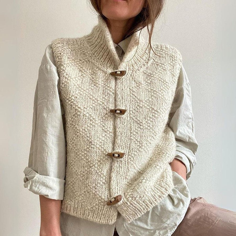 Clara | Chunky Knit Button-Up Sweater Vest for Women